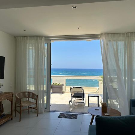 Nathalie'S Beachfront Apartment Rethymno  Exterior photo